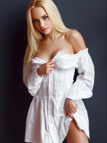 Escort modeler Emma Aida, Kalundborg - 9597